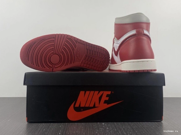Cheap DJ4891-061 Jordan High Chenille (W) 1 Newstalgia OG 0807